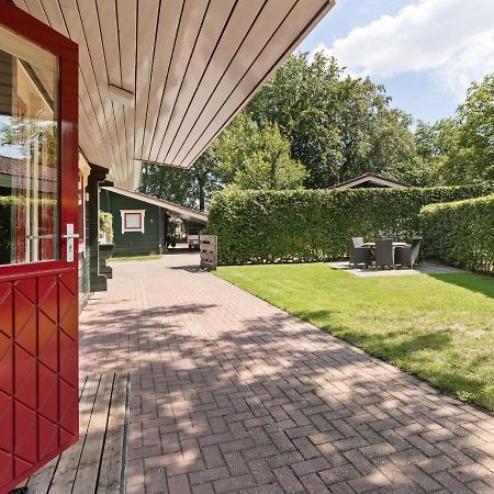 Luxurious Chalet In Guelders By The Forest フルスホルスト エクステリア 写真