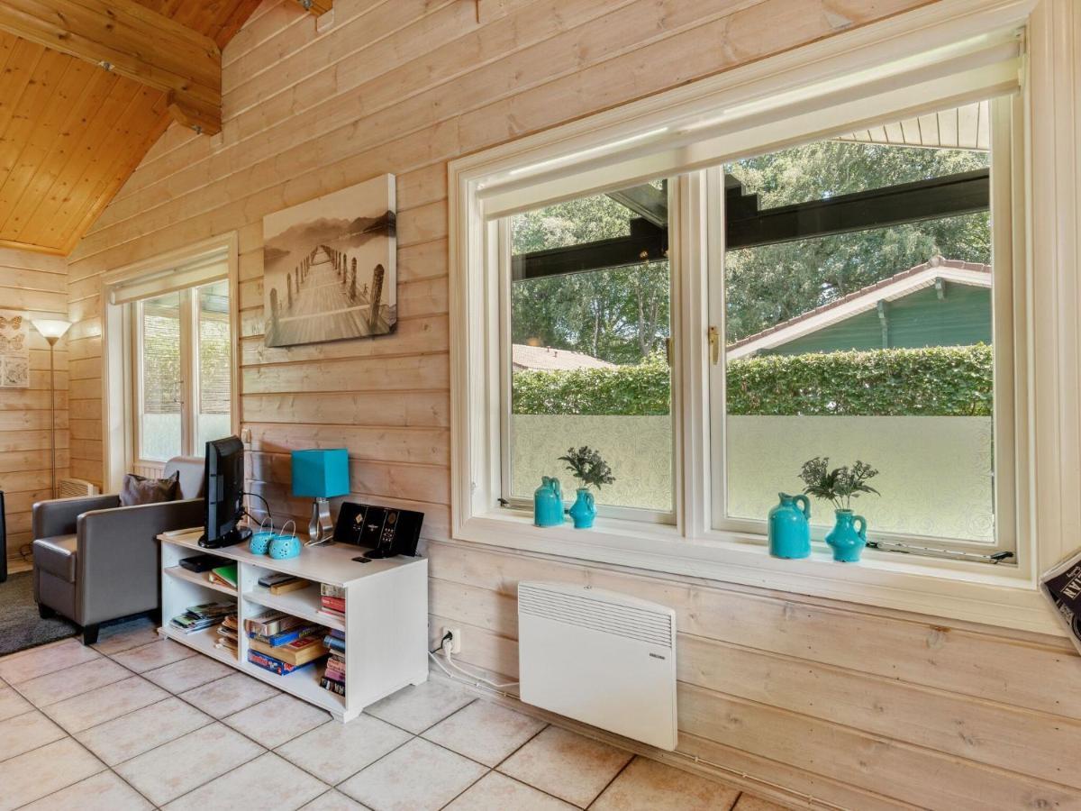 Luxurious Chalet In Guelders By The Forest フルスホルスト エクステリア 写真